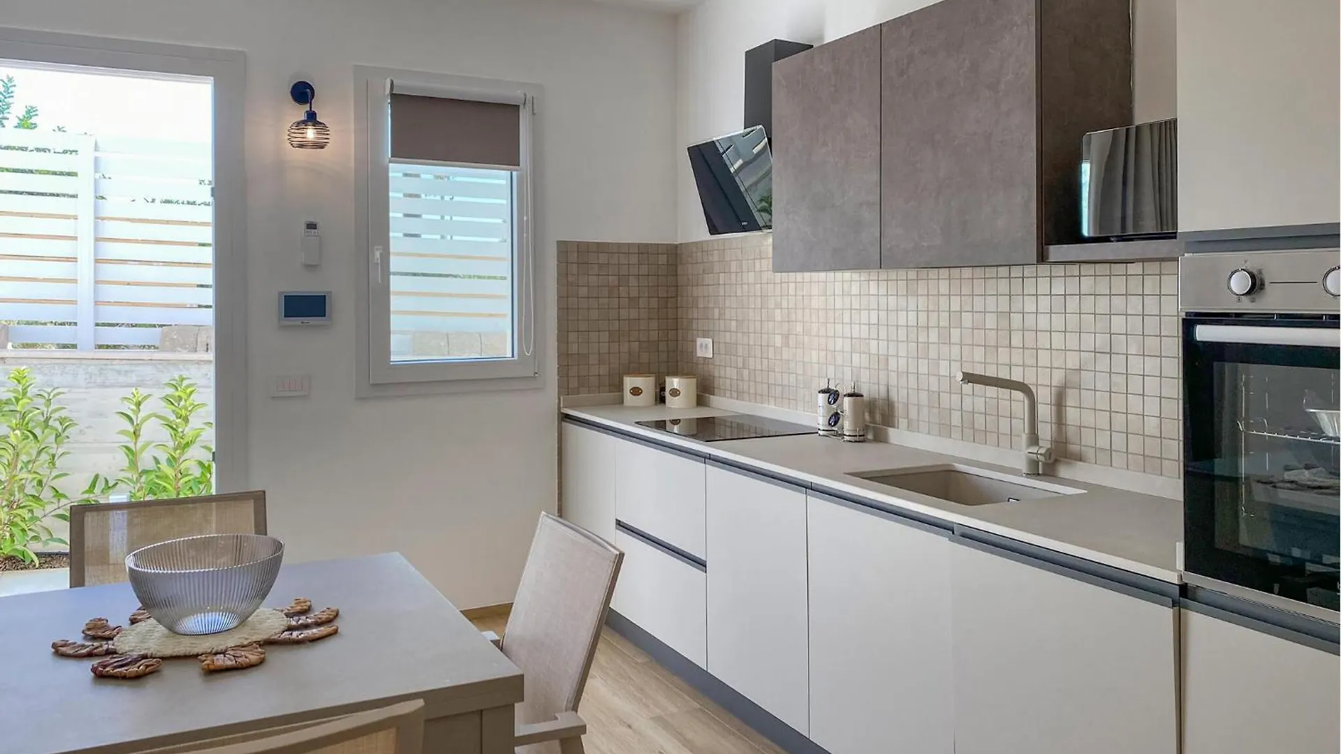 Nice Apartment In Marina Di Modica With Kitchen